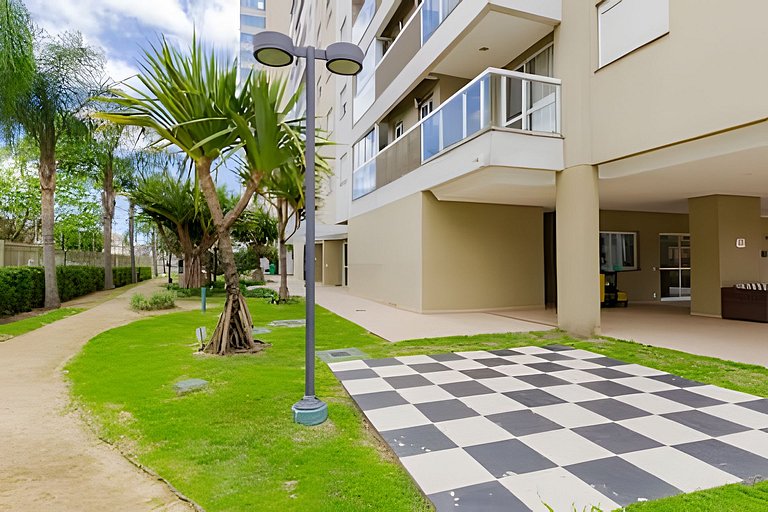 Apartamento com três quartos e ar-condicionado