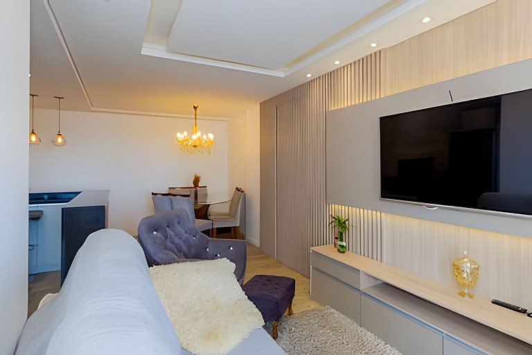 Apartamento com três quartos e ar-condicionado