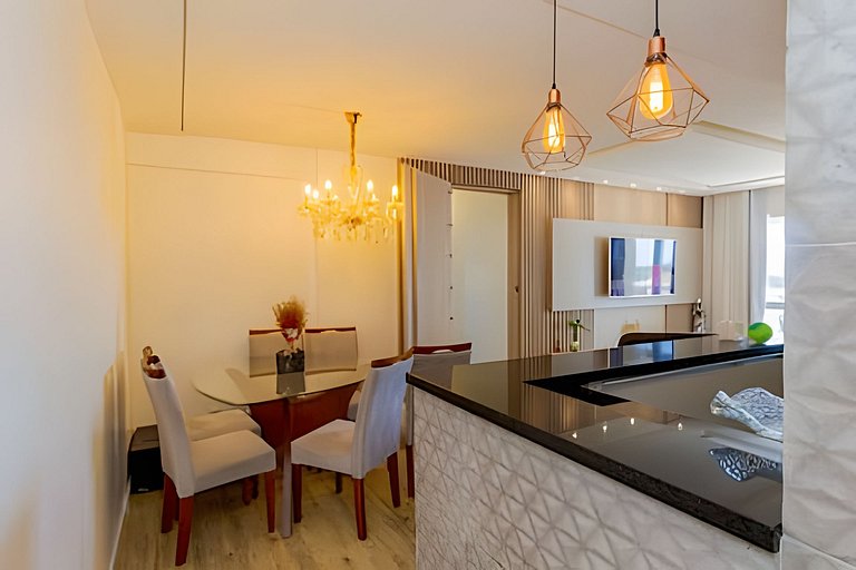Apartamento com três quartos e ar-condicionado