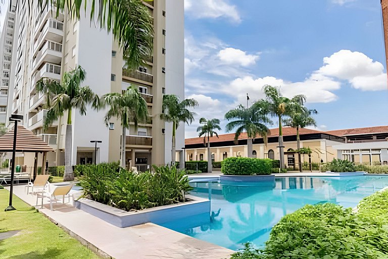 Apartamento com três quartos e ar-condicionado
