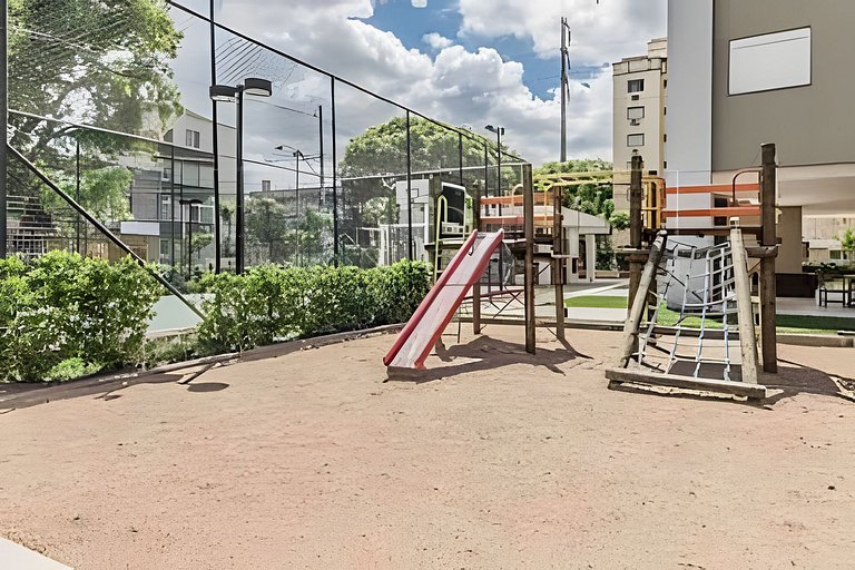 Apartamento com três quartos e ar-condicionado