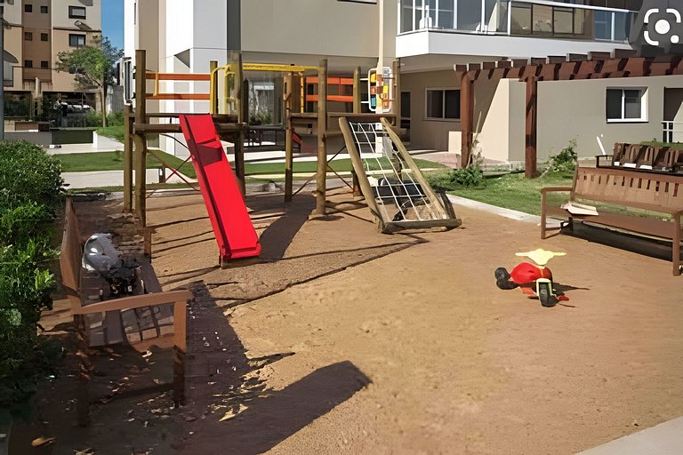 Apartamento com três quartos e ar-condicionado