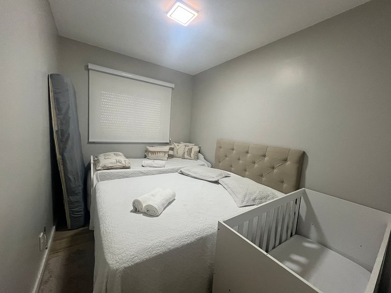 Apartamento Espaçoso & Aconchegante - 3 quartos c/ ar condic