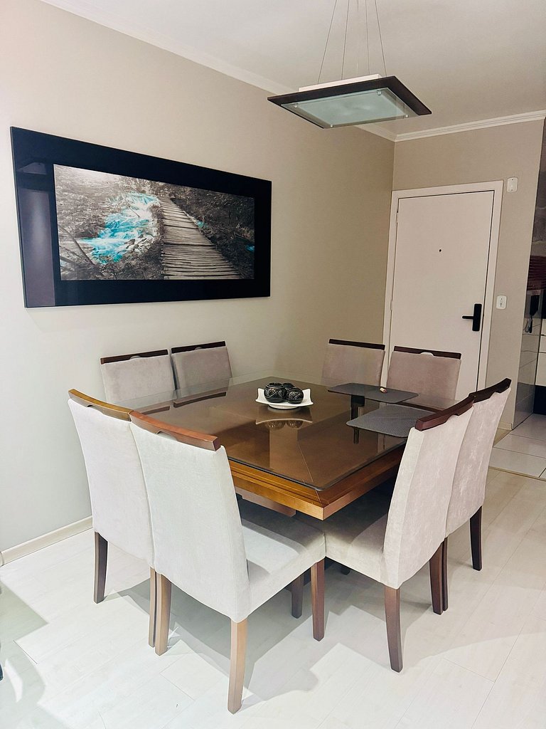 Apartamento amplo e confortável para até 10 pessoas